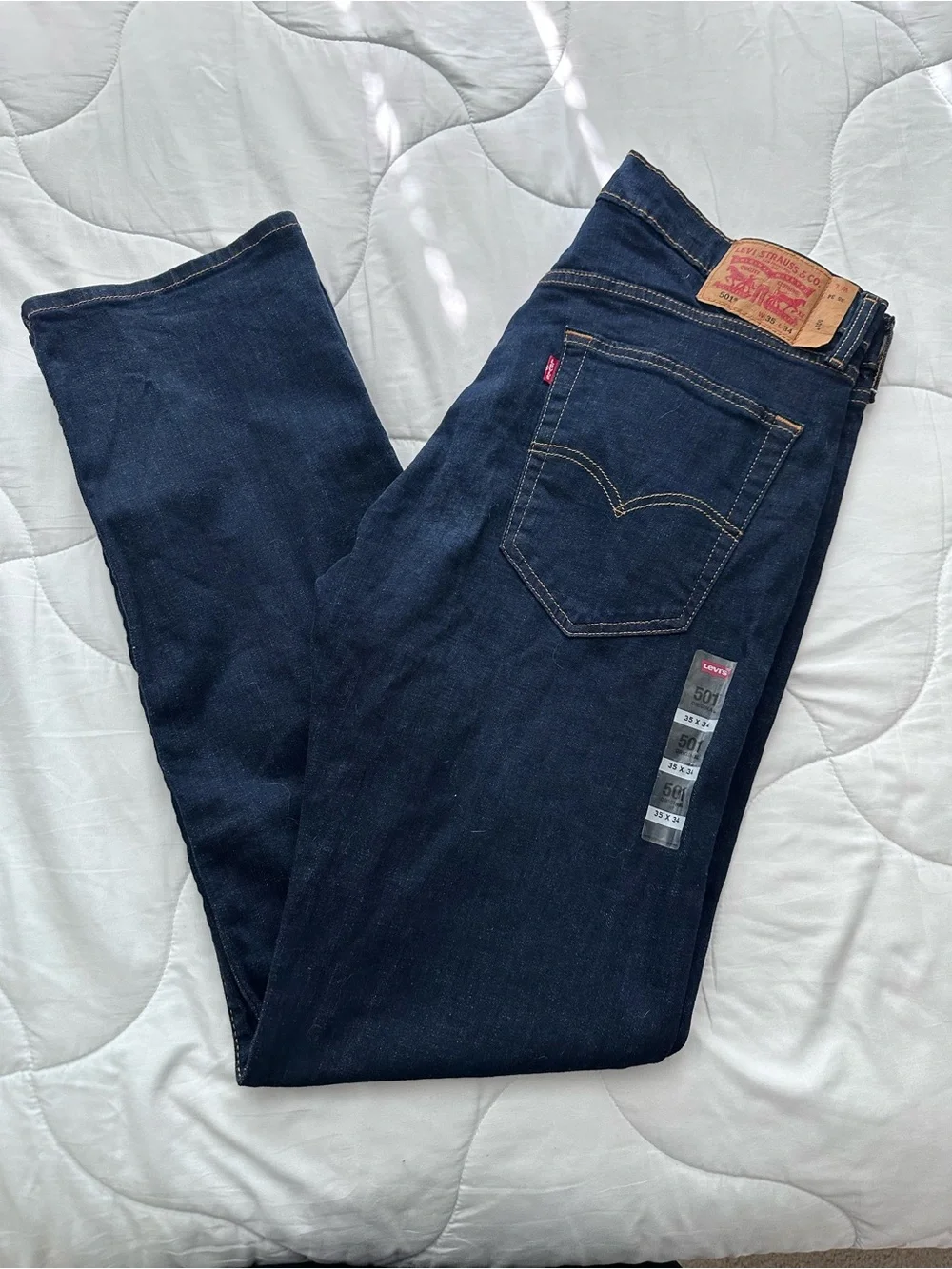 Levi's Straight-Leg Jeans Waist 35 Length 34 - Picture 1 of 8